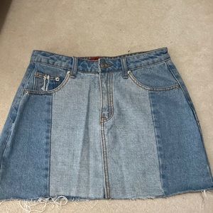 Signature8 denim skirt